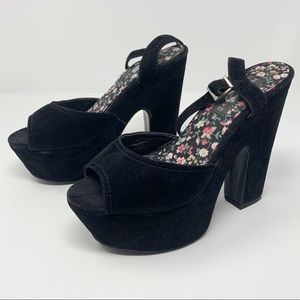 RUE21 Open Toed Platform Ankle Strap Heels